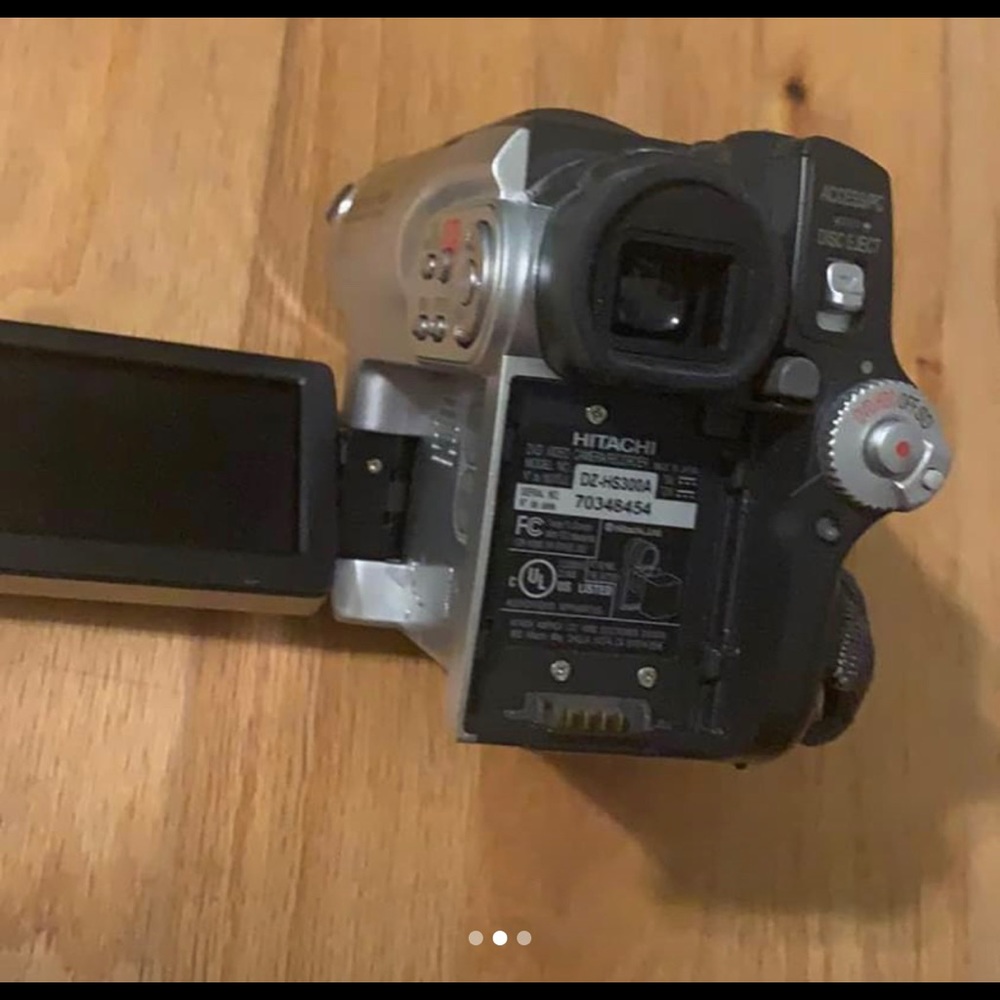 HITACHI camera - Picture 2 of 3